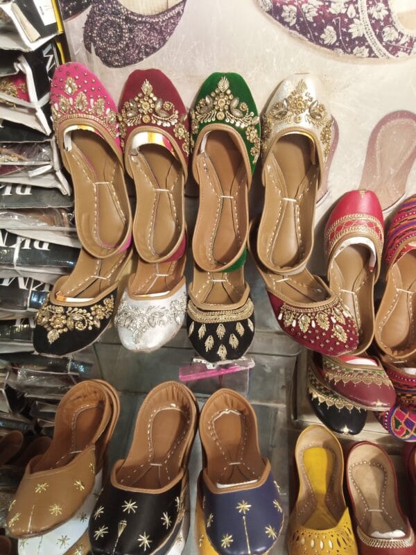 handmade leather khussa for bride - Image 2