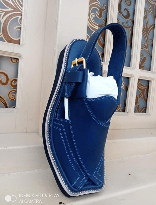 BLUE KAPTAN CHAPPAL - Image 3