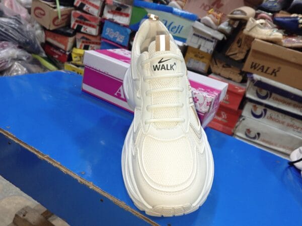 walk shoes joggers for girls - Image 6