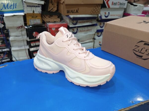 walk shoe for girls joggers - Image 5