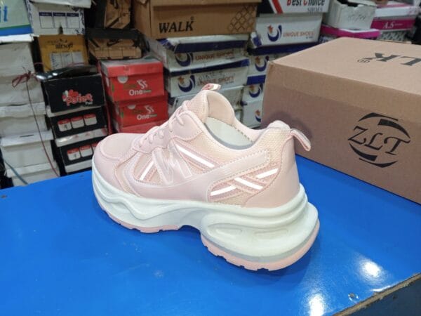 walk shoe for girls joggers - Image 2